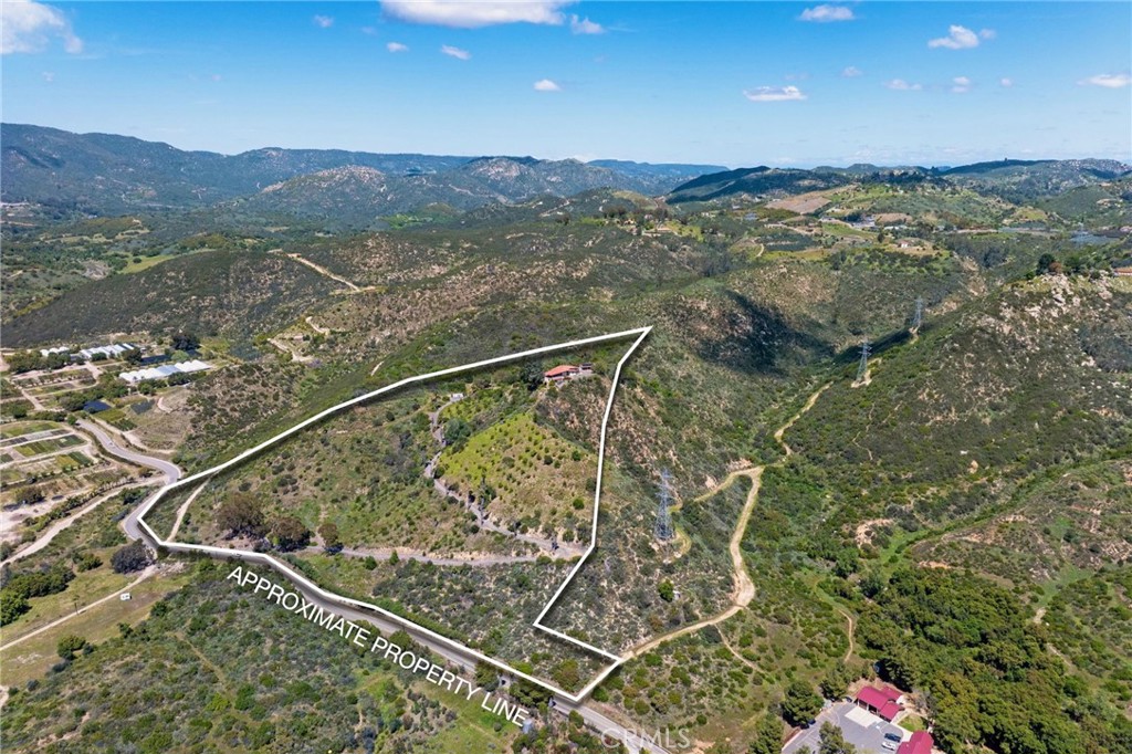 39435 De Luz Road Fallbrook, CA 92028 - Photo 11 of 36