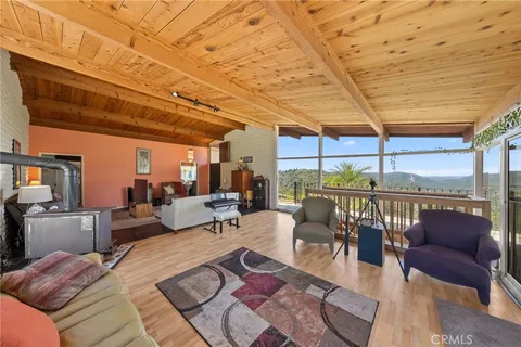 $925,000 | 39435 De Luz Road, Fallbrook, CA 92028