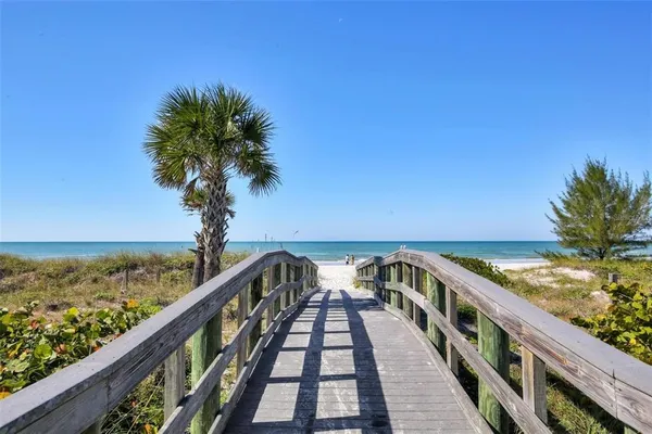 $3,500 | 11730 Shipwatch Drive, Unit 305, Largo, FL 33774