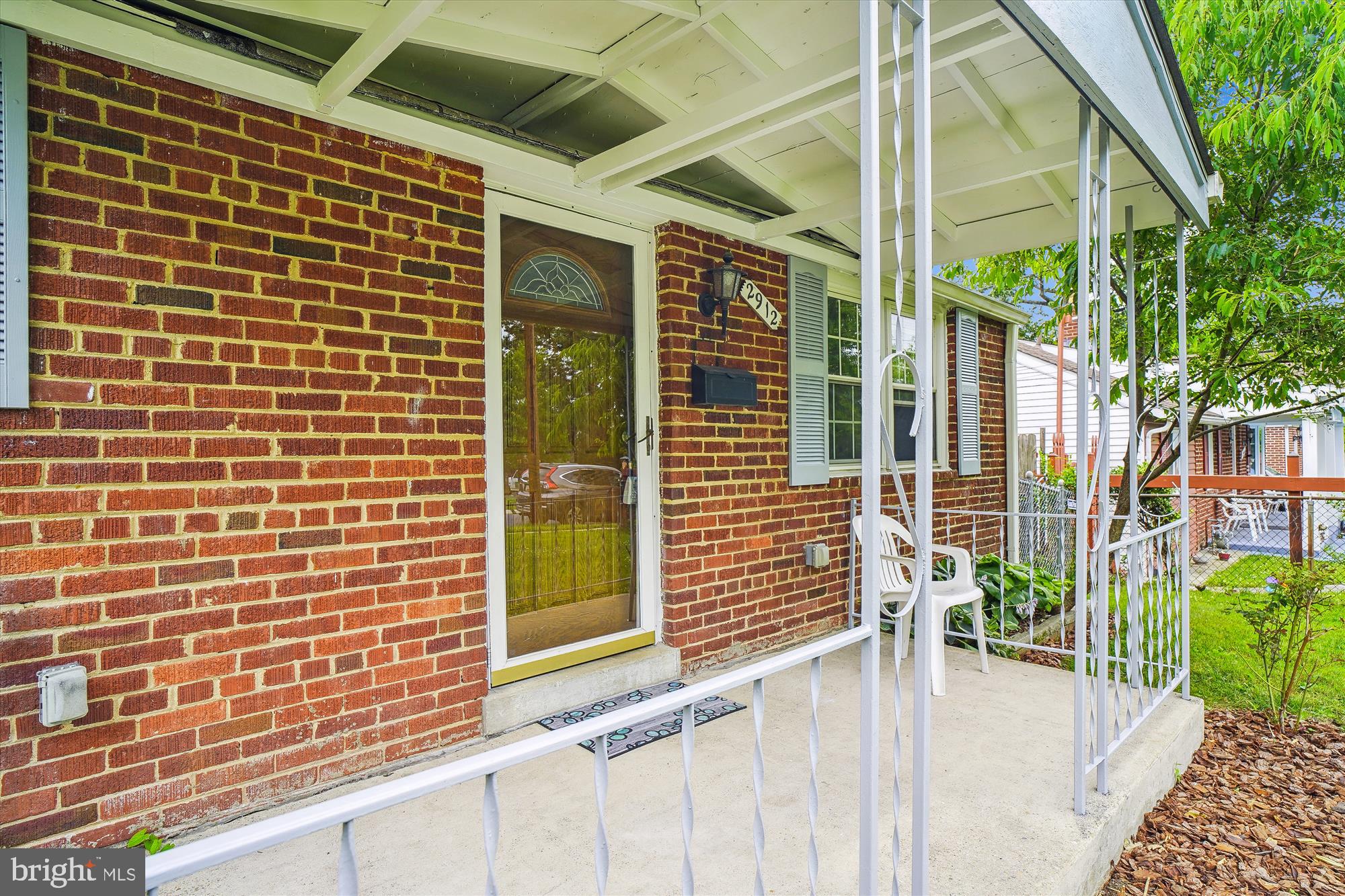 2912 Weisman Road Silver Spring, MD 20902 - Photo 11 of 40 Porch