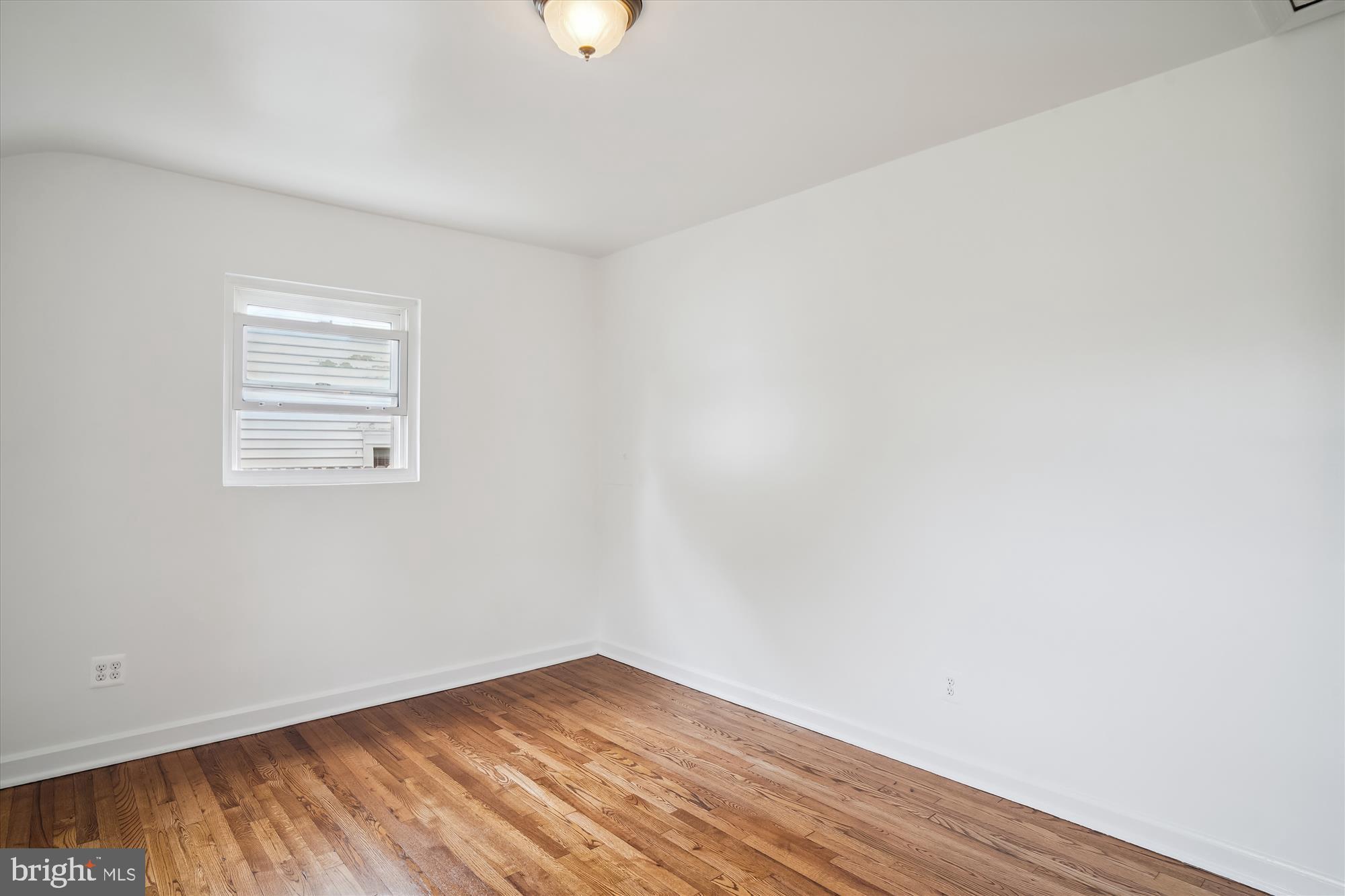 2912 Weisman Road Silver Spring, MD 20902 - Photo 29 of 40 Primary Bedroom