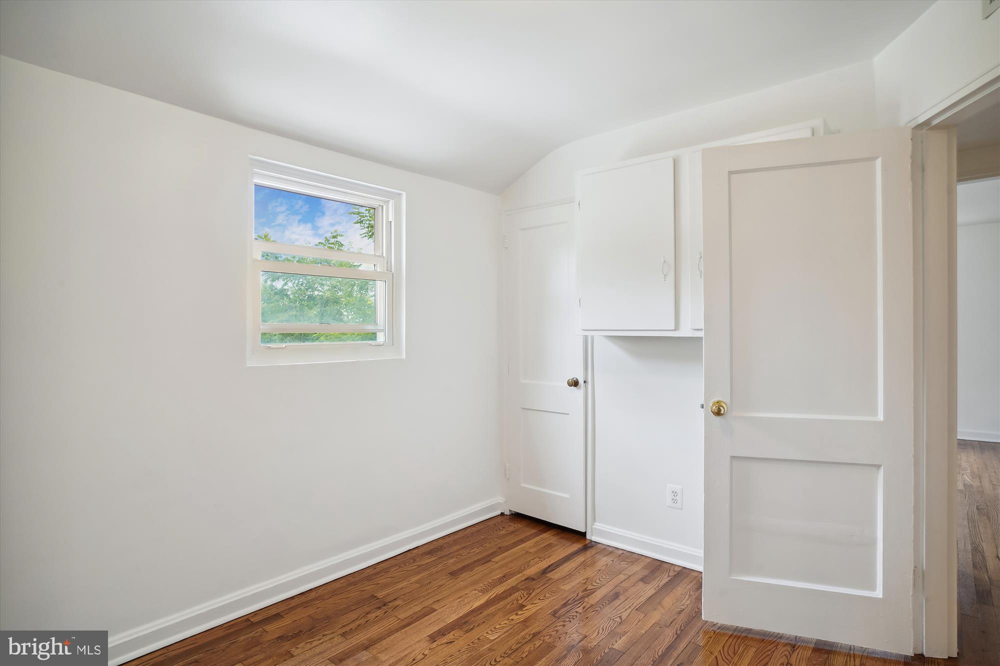 2912 Weisman Road Silver Spring, MD 20902 - Photo 33 of 40 Bedroom