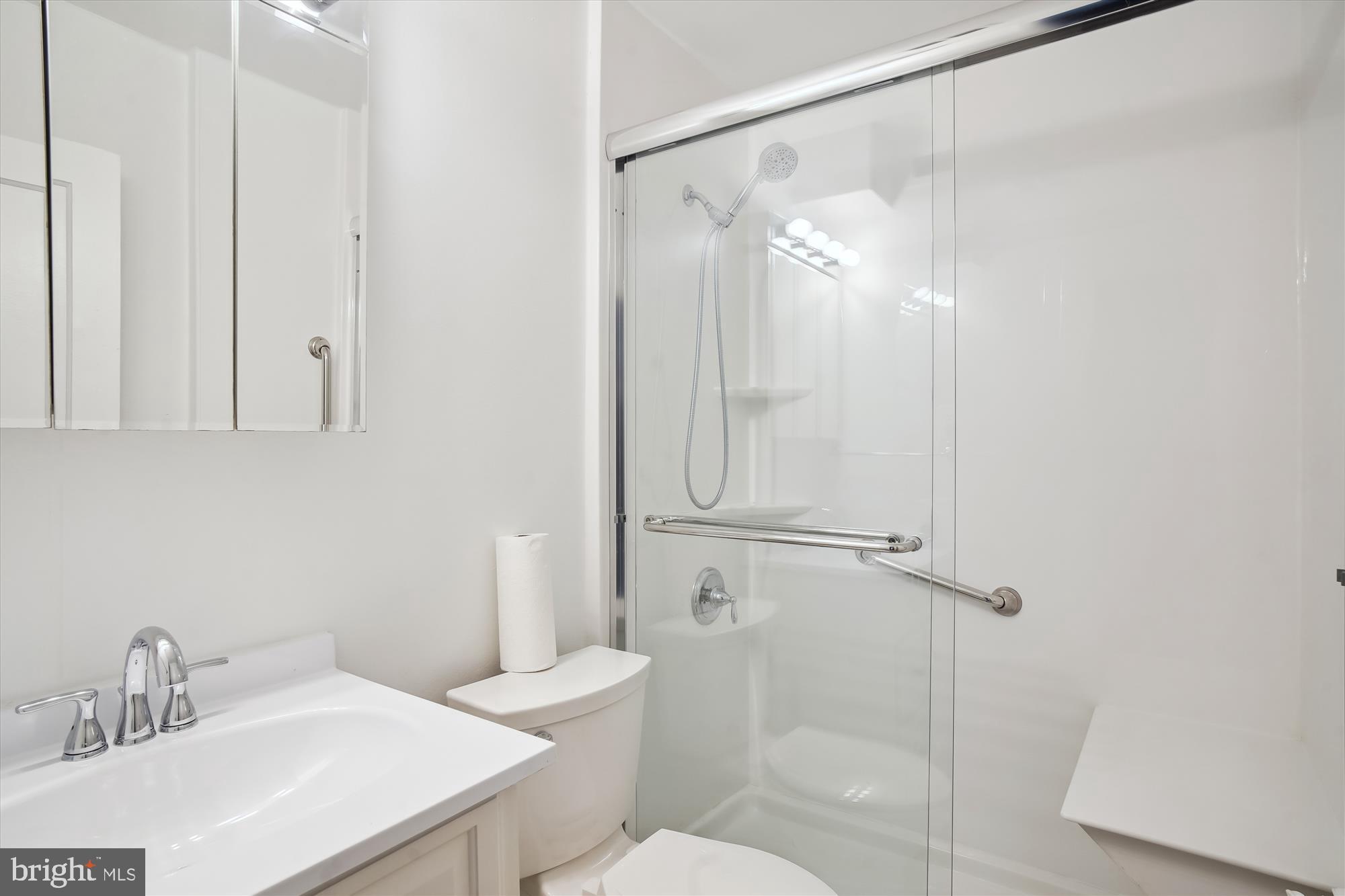 2912 Weisman Road Silver Spring, MD 20902 - Photo 37 of 40 Bath