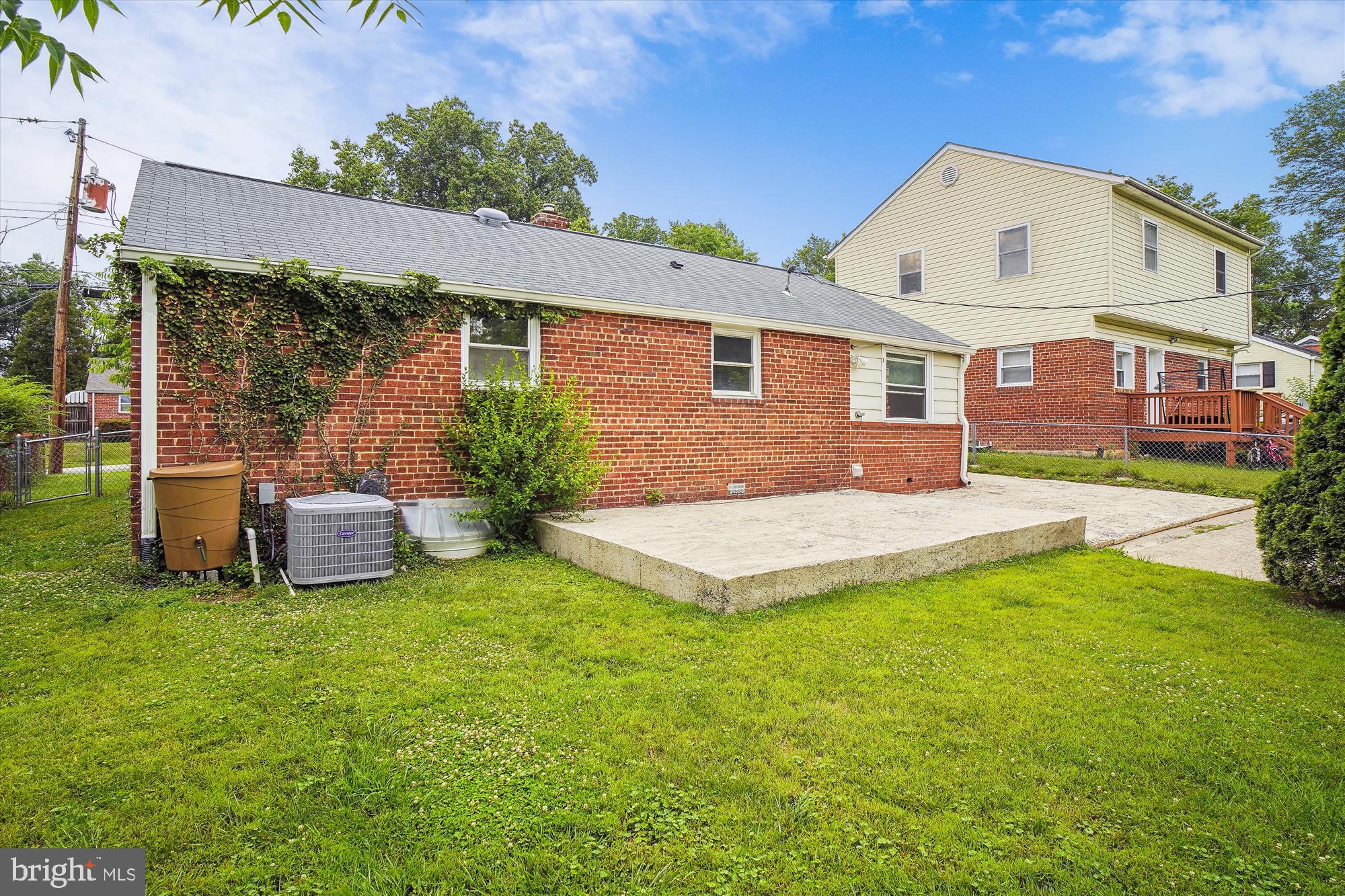2912 Weisman Road Silver Spring, MD 20902 - Photo 5 of 40 Back Elevation