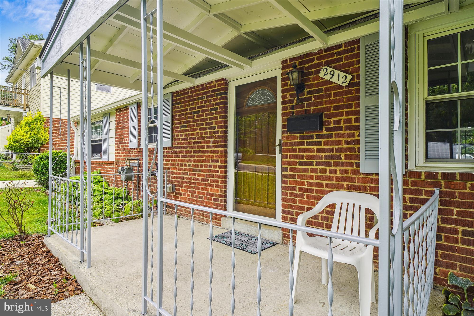 2912 Weisman Road Silver Spring, MD 20902 - Photo 10 of 40 Porch
