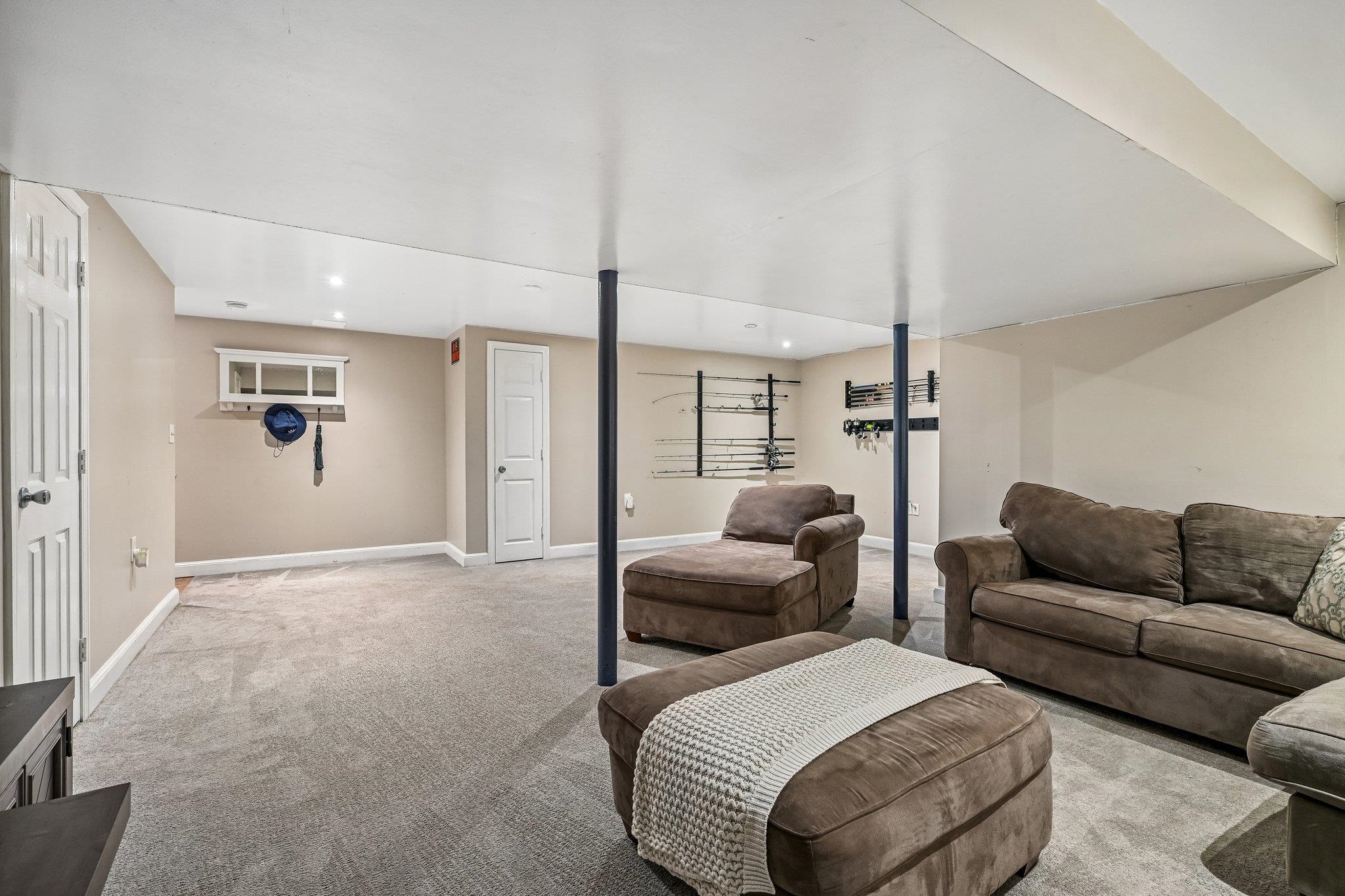 11 Longmeadow Road Windham, NH 03087 - Photo 42 of 60