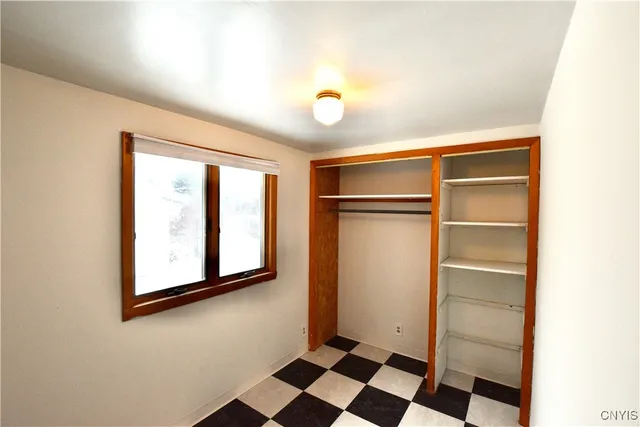 $184,999 | 709 Darlington Road, Syracuse, NY 13208