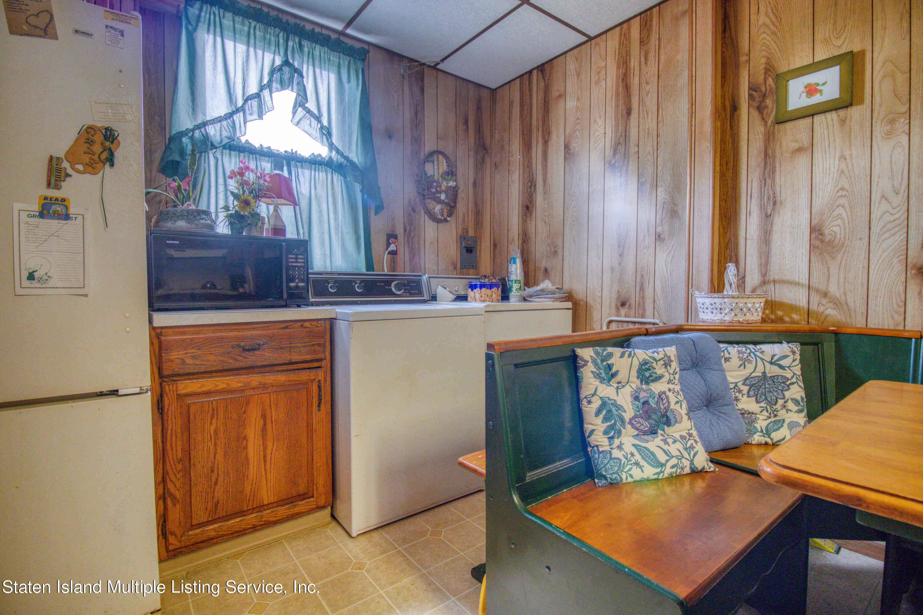 9 Roff Street Staten Island, NY 10304 - Photo 8 of 19 Kitchen