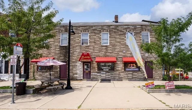 $250,000 | 8035 North Broadway, St. Louis, MO 63147