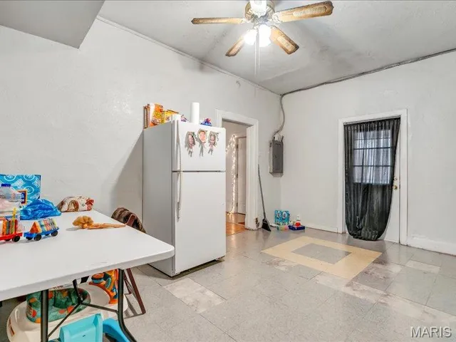 $250,000 | 8035 North Broadway, St. Louis, MO 63147