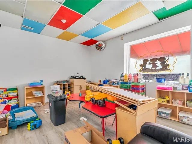 $250,000 | 8035 North Broadway, St. Louis, MO 63147