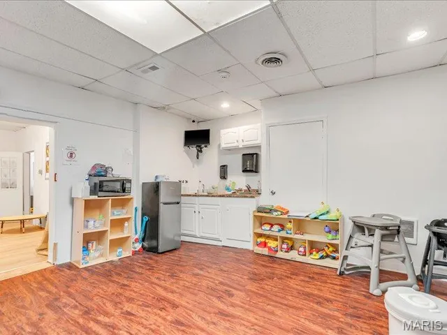 $250,000 | 8035 North Broadway, St. Louis, MO 63147