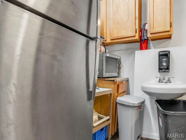 $250,000 | 8035 North Broadway, St. Louis, MO 63147