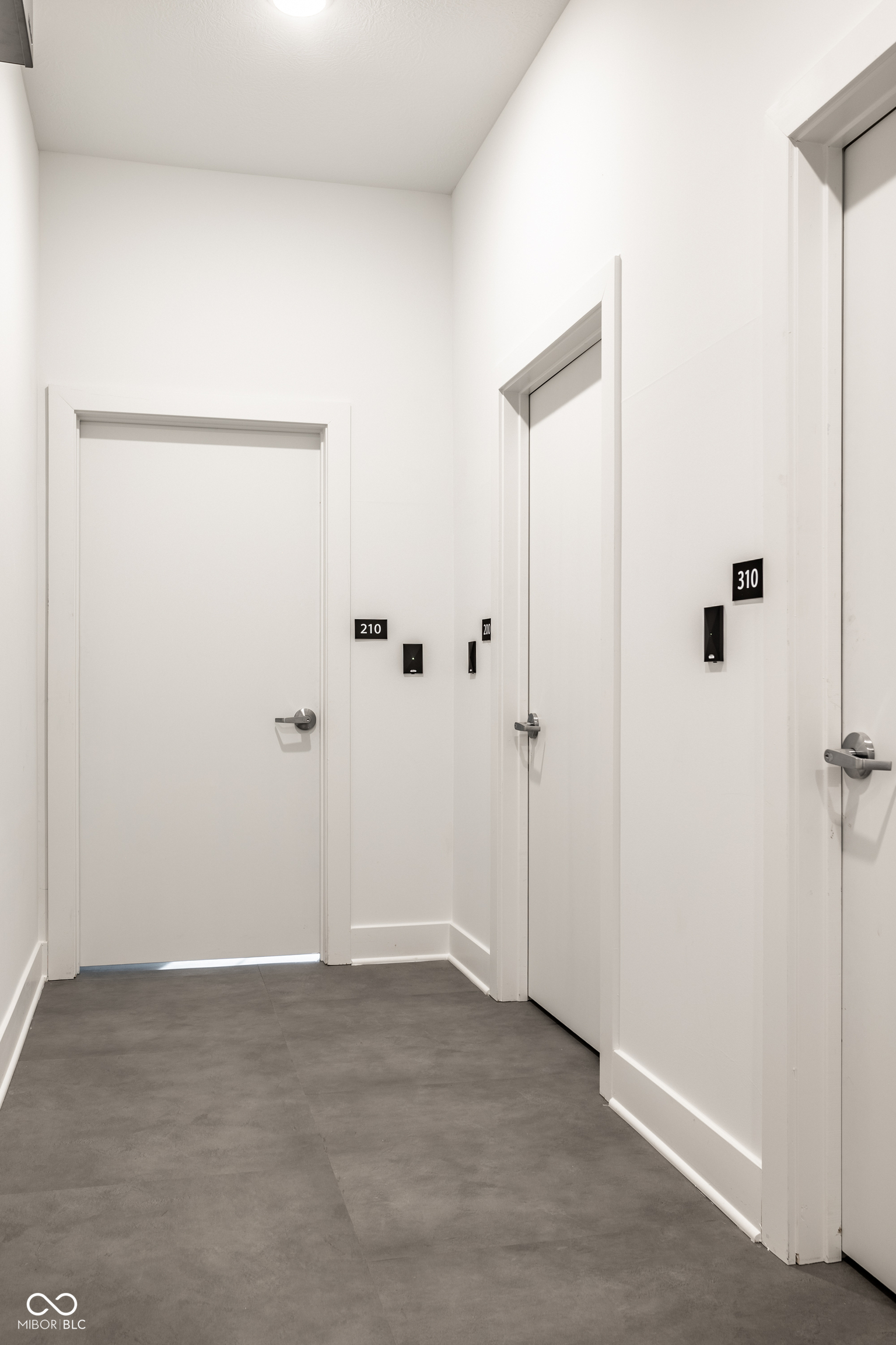 728 Pawnee Road, Unit 2N Carmel, IN 46032 - Photo 42 of 46