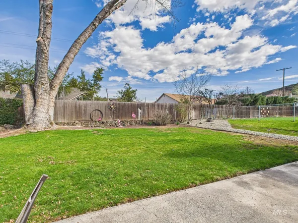 $480,000 | 3585 Country Club Drive, Lewiston, ID 83501