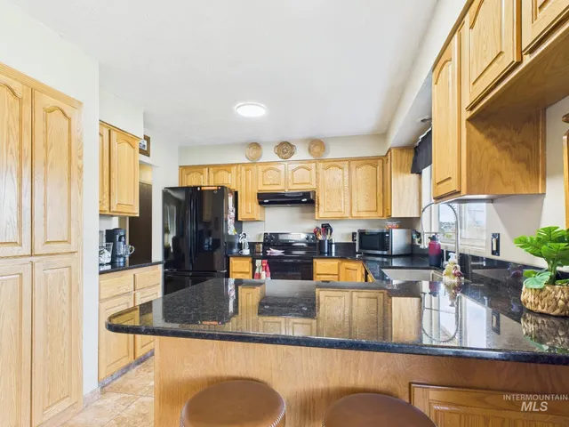 $480,000 | 3585 Country Club Drive, Lewiston, ID 83501