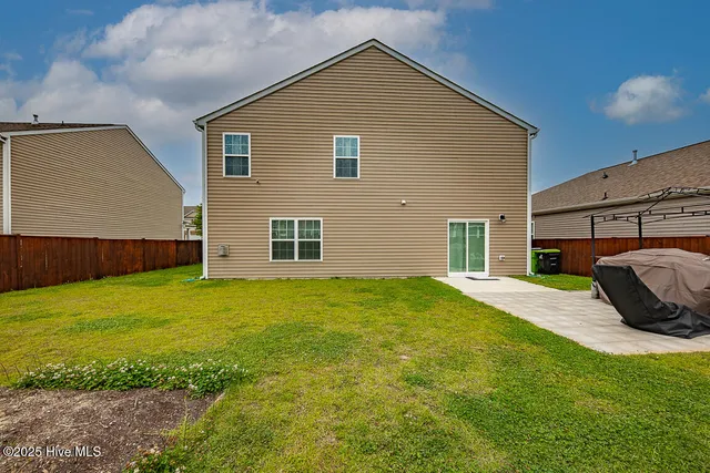 $2,600 | 410 Ginger Drive, New Bern, NC 28560