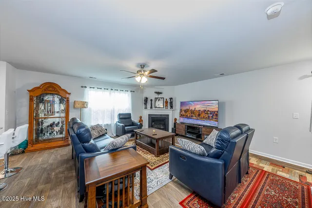 $2,600 | 410 Ginger Drive, New Bern, NC 28560