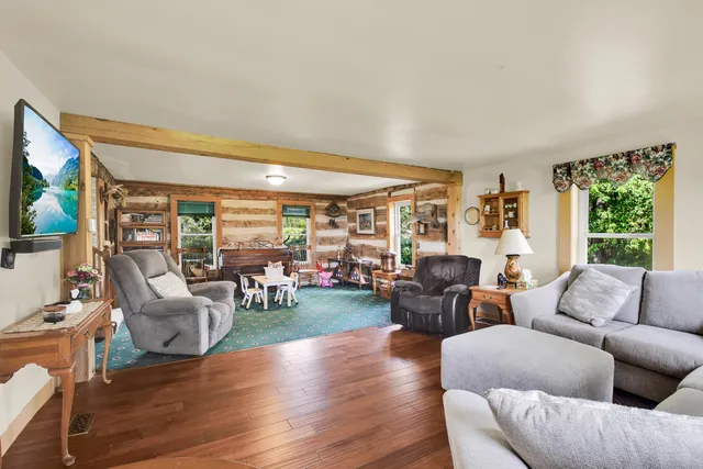 $999,000 | 6386 Alpine Drive, West Bend, WI 53095