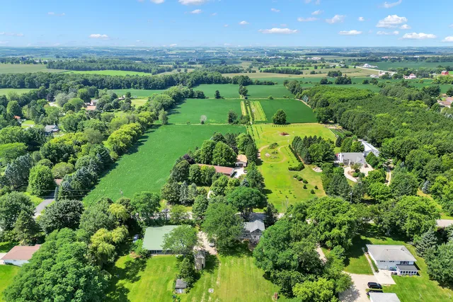 $999,000 | 6386 Alpine Drive, West Bend, WI 53095