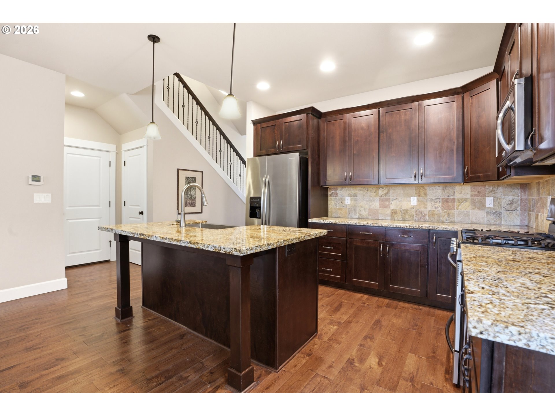 2481 Southwest 41st Street Gresham, OR 97080 - Photo 10 of 37