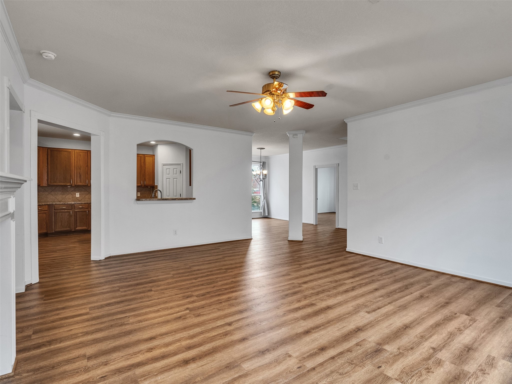 9915 Valance Way Conroe, TX 77385 - Photo 10 of 31