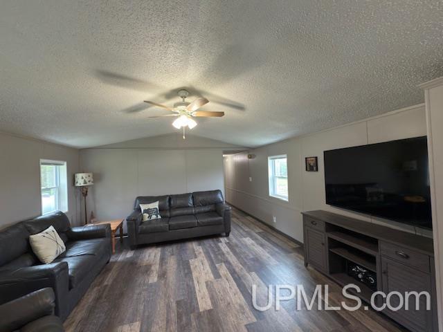 5521 1st Crossing Road Florence, WI 54121 - Photo 8 of 36 Gallery Image 8