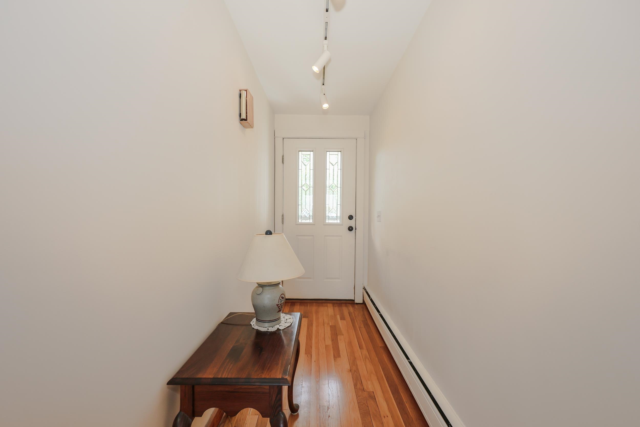 68 Robinson Road Nashua, NH 03060 - Photo 26 of 54