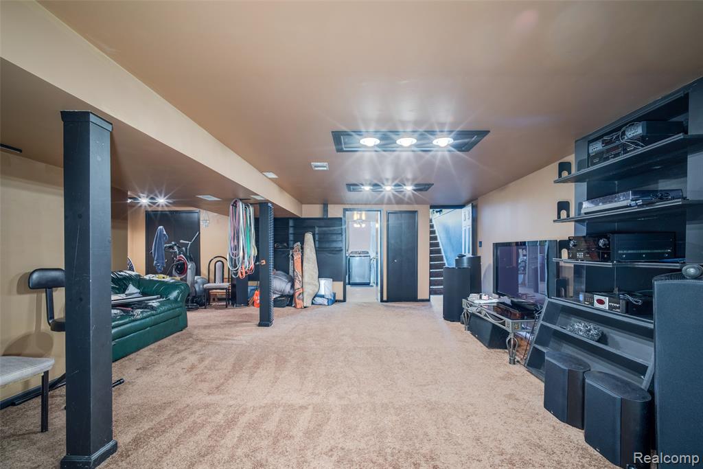1513 Rustic Ridge Road Canton, MI 48188 - Photo 18 of 27