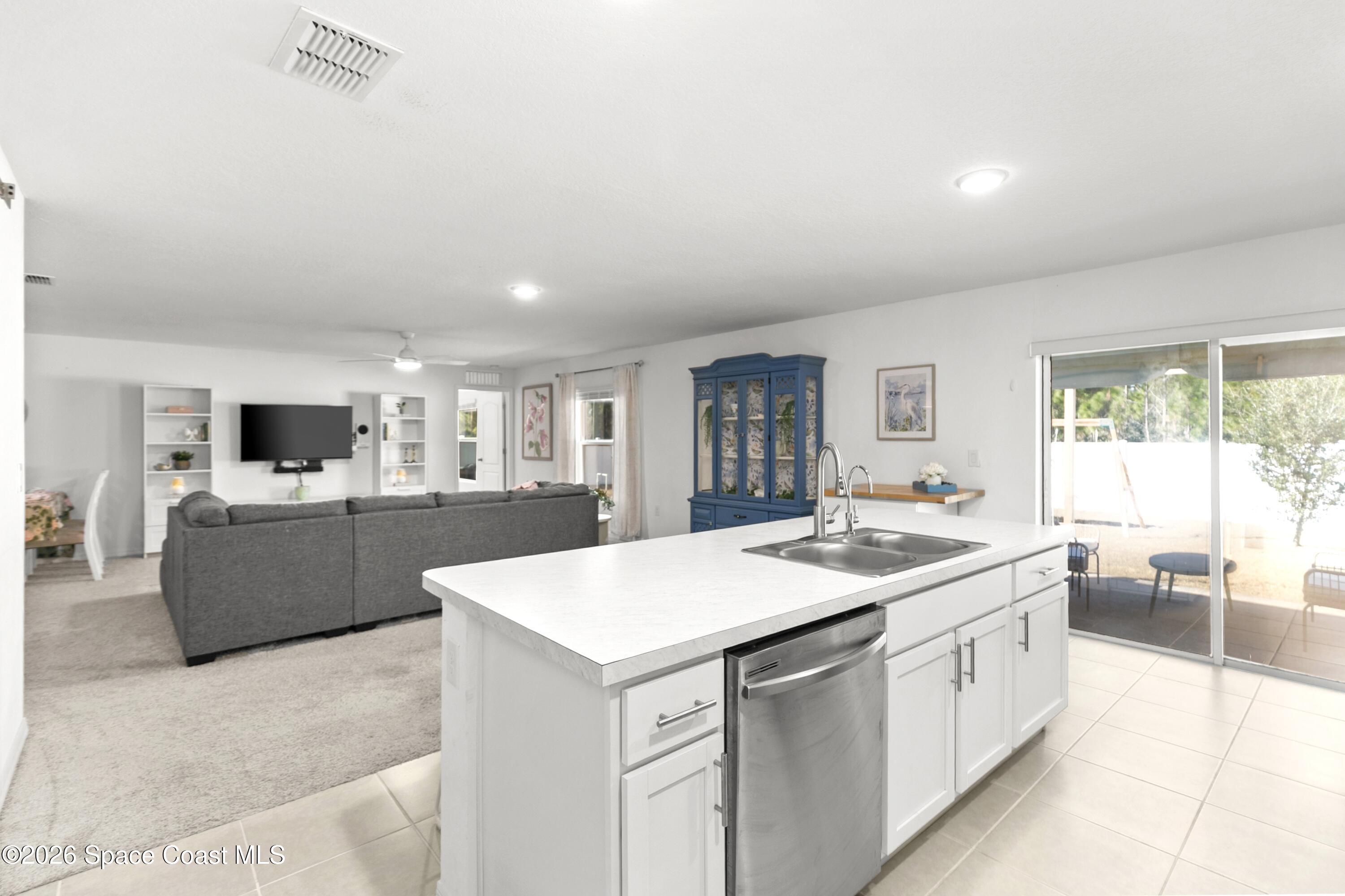 2926 Tishman Road Southeast Palm Bay, FL 32909 - Photo 13 of 29 6I6A2817