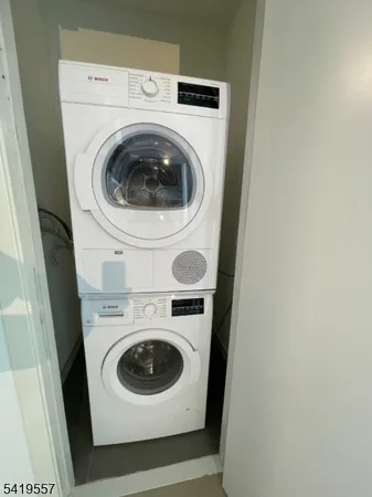 $2,450 | 258 South Harrison Street, East Orange, NJ 07018