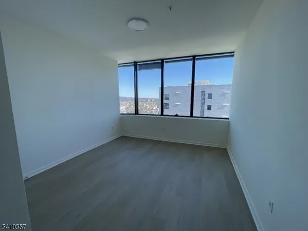 $2,450 | 258 South Harrison Street, East Orange, NJ 07018