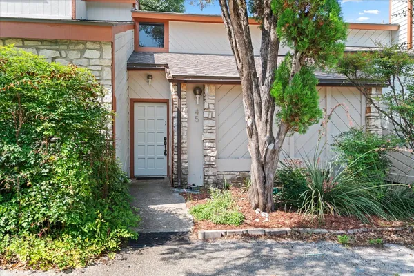 $179,500 | 45 Cypress Fairway Village, Wimberley, TX 78676