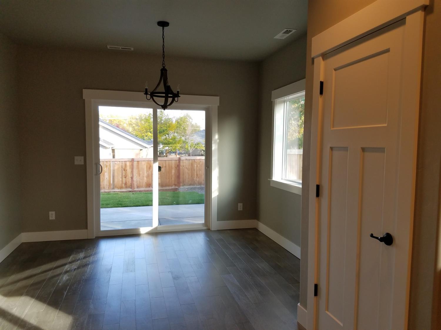 3653 Hilsinger Road Phoenix, OR 97535 - Photo 3 of 13 Additional Photo