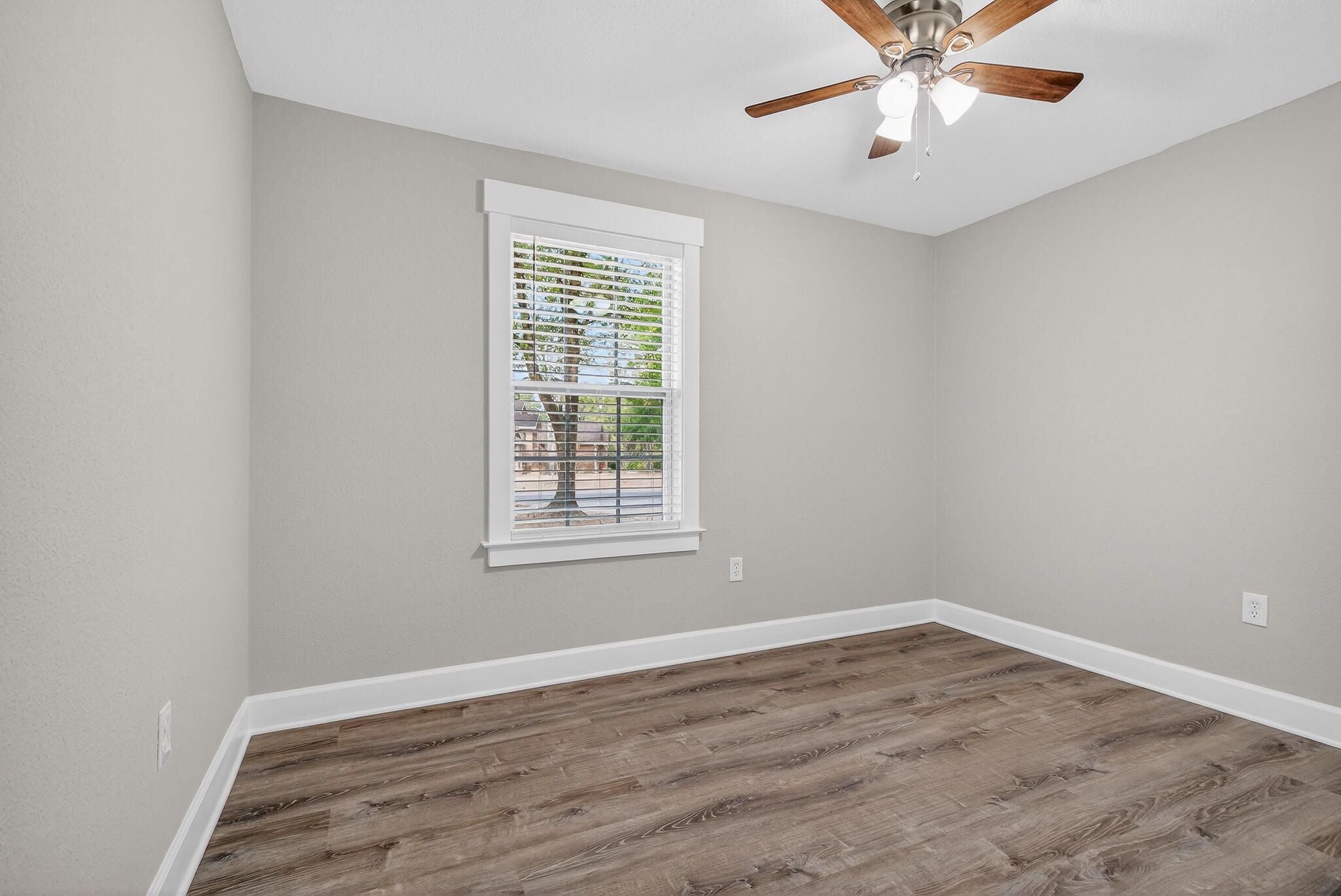 3042 Stillwell Boulevard Crestview, FL 32539 - Photo 35 of 53 3042 Stillwell Blvd-38