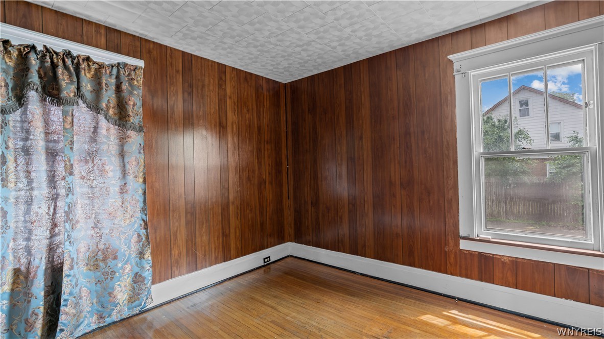 247 Rounds Avenue Buffalo, NY 14215 - Photo 19 of 37