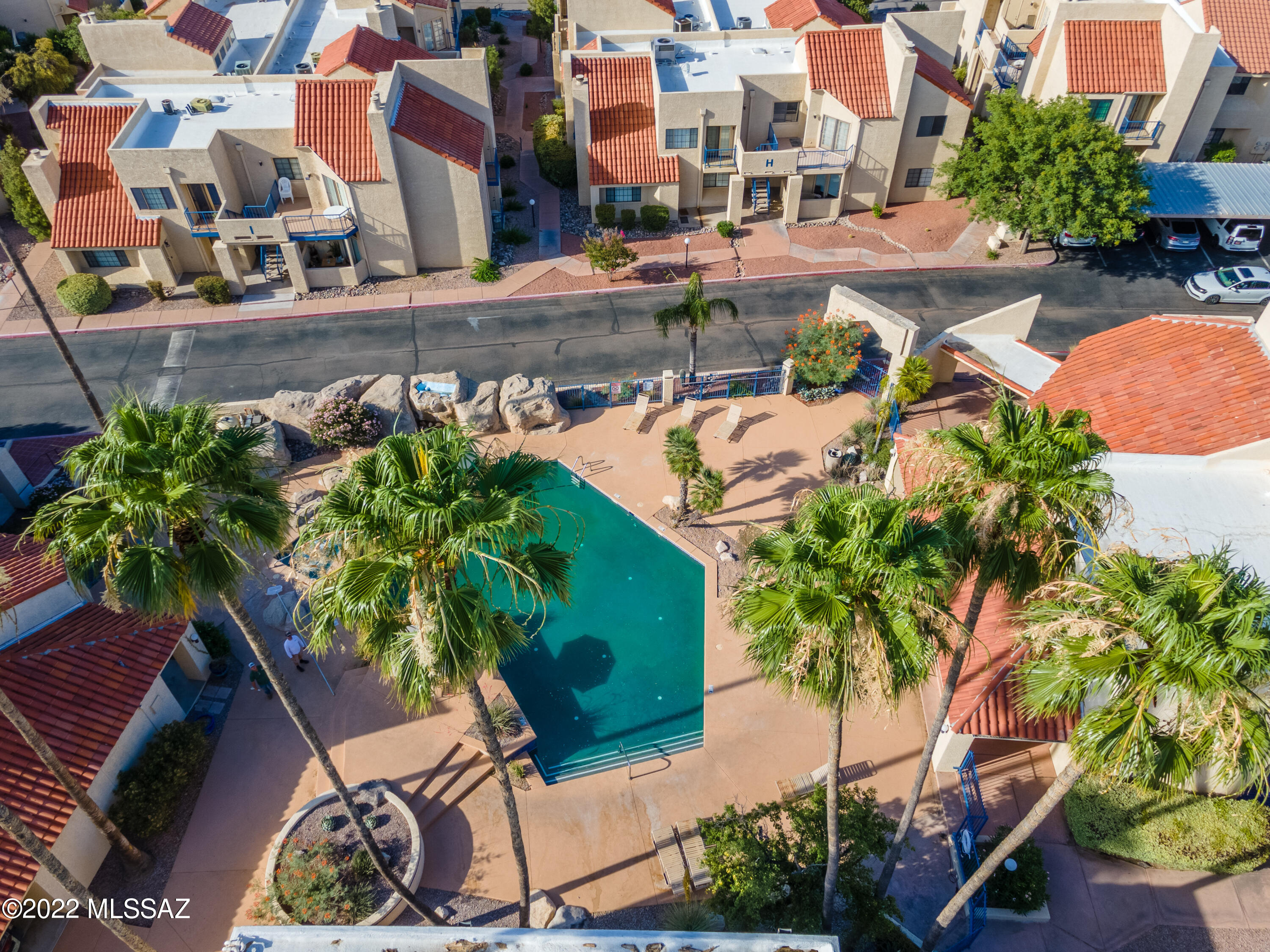 1200 East River Road, Unit F69 Tucson, AZ 85718 - Photo 19 of 22