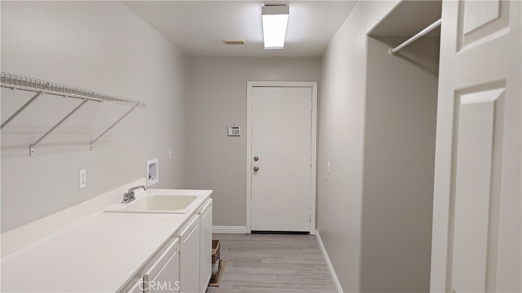 13380 Jimson Court Eastvale, CA 92880 - Photo 5 of 21