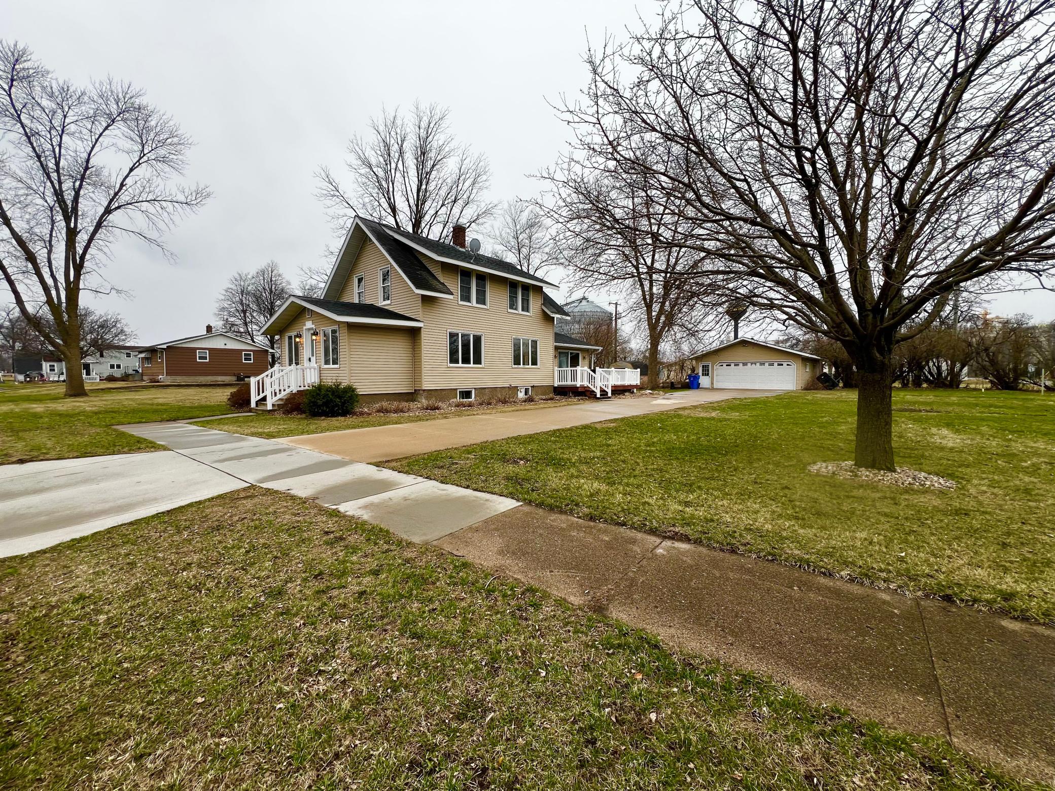 442 4th Street Dawson, MN 56232 - Photo 2 of 46
