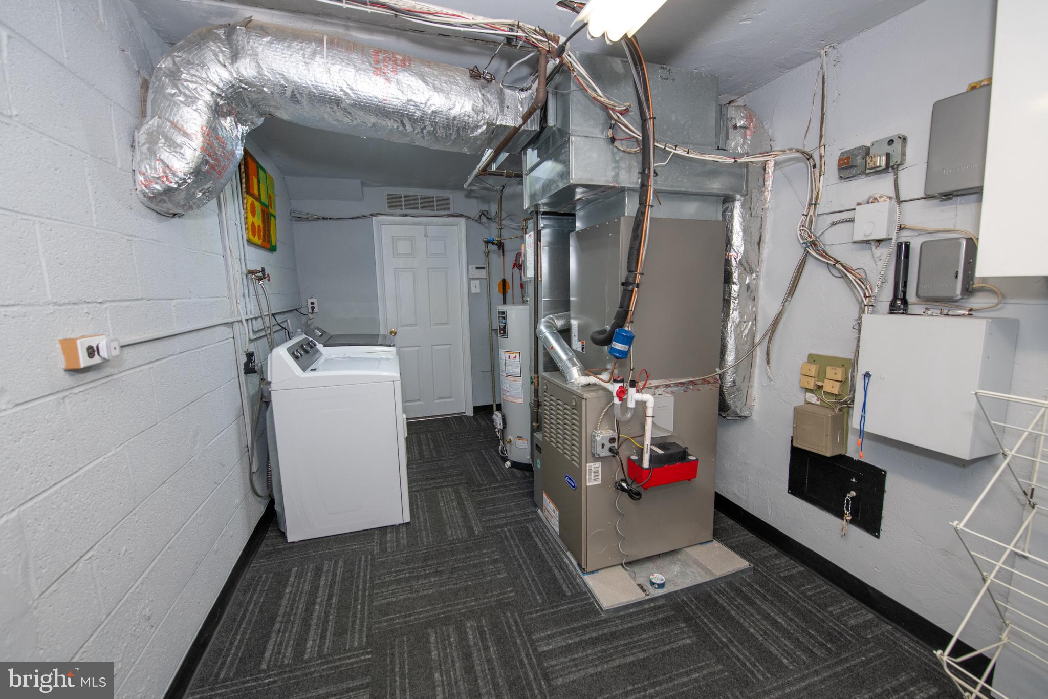 1180 Ballytore Road Huntingdon Valley, PA 19006 - Photo 29 of 41 Utility Room