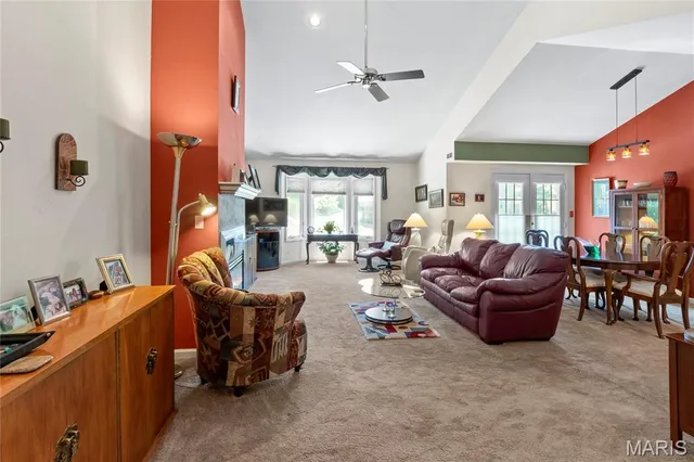 $222,500 | 4501 Eli Drive, Unit I, St. Louis, MO 63128