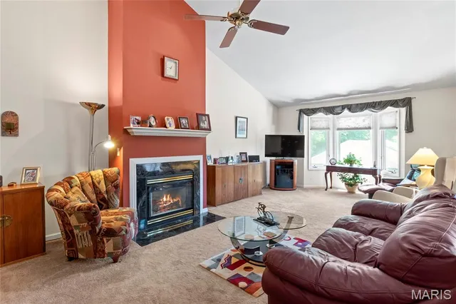 $222,500 | 4501 Eli Drive, Unit I, St. Louis, MO 63128