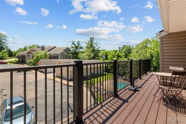 $222,500 | 4501 Eli Drive, Unit I, St. Louis, MO 63128