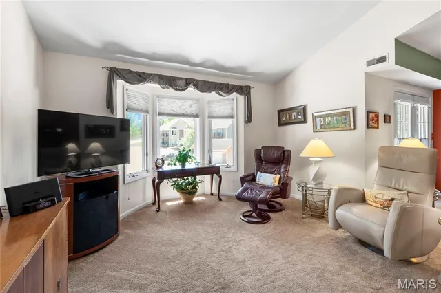 $222,500 | 4501 Eli Drive, Unit I, St. Louis, MO 63128