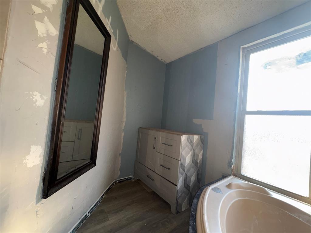 124 Mountain Ridge South Cresson, TX 76035 - Photo 12 of 21