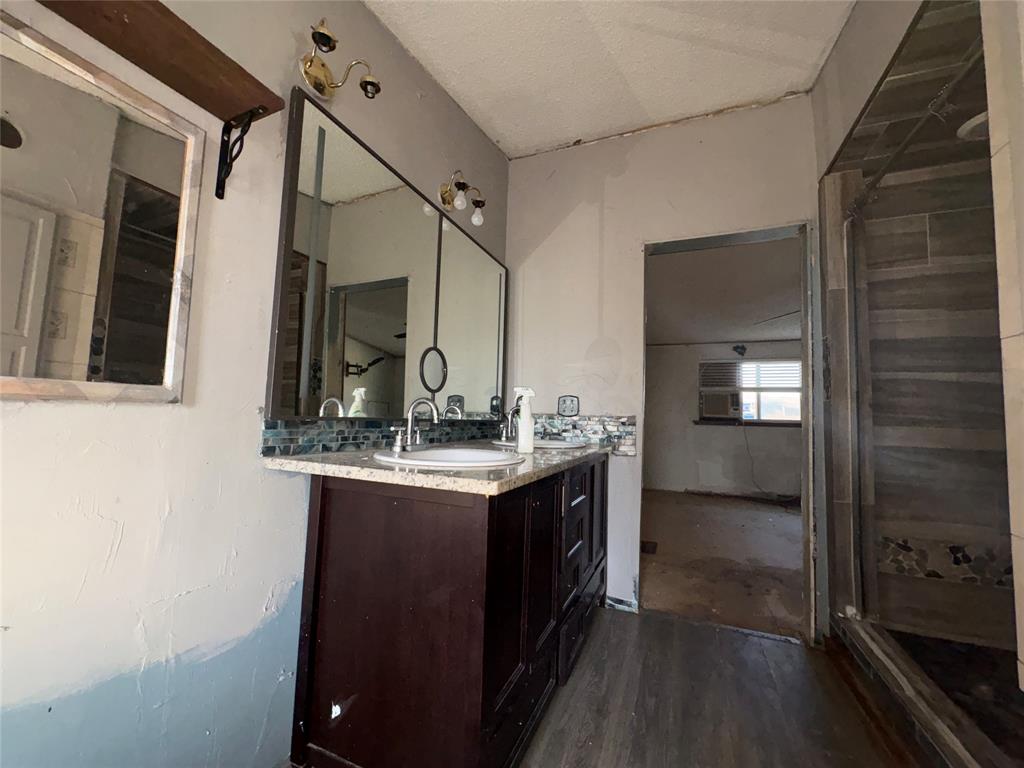 124 Mountain Ridge South Cresson, TX 76035 - Photo 13 of 21