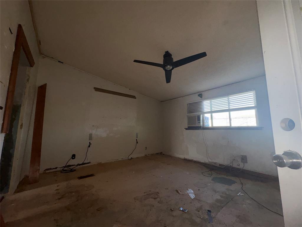 124 Mountain Ridge South Cresson, TX 76035 - Photo 8 of 21