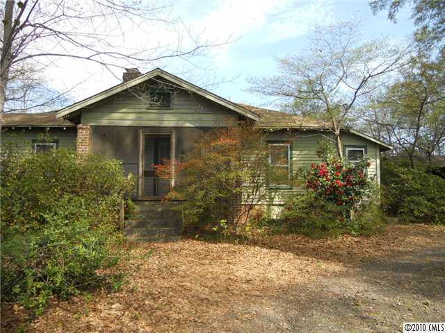 2425 South Point Road Belmont, NC 28012 - Photo 2 of 9 Gallery Image 2