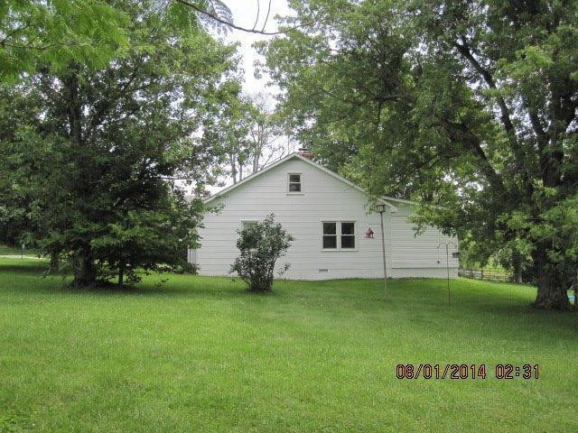 925 Blacks Cross Road Paris, KY 40361 - Photo 7 of 20 Photo 7