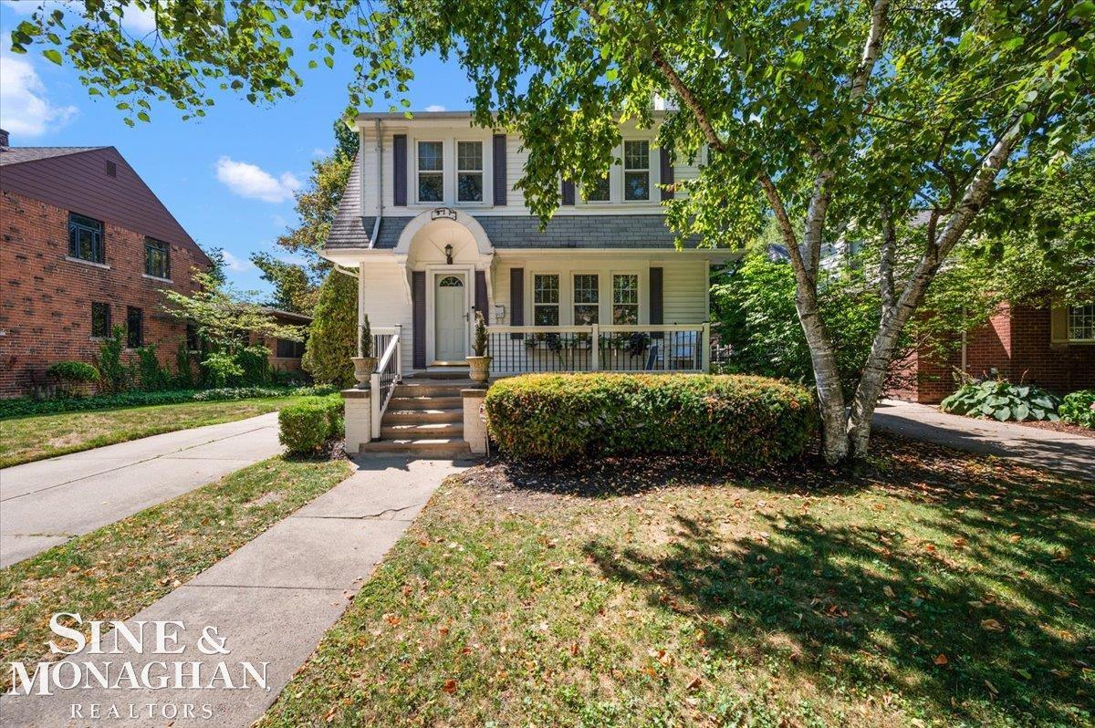 917 Fisher Road Grosse Pointe, MI 48230 - Photo 51 of 61 50186214-96613b55-79a6-4eae-8187-14dc8c8ee5f7.JPG